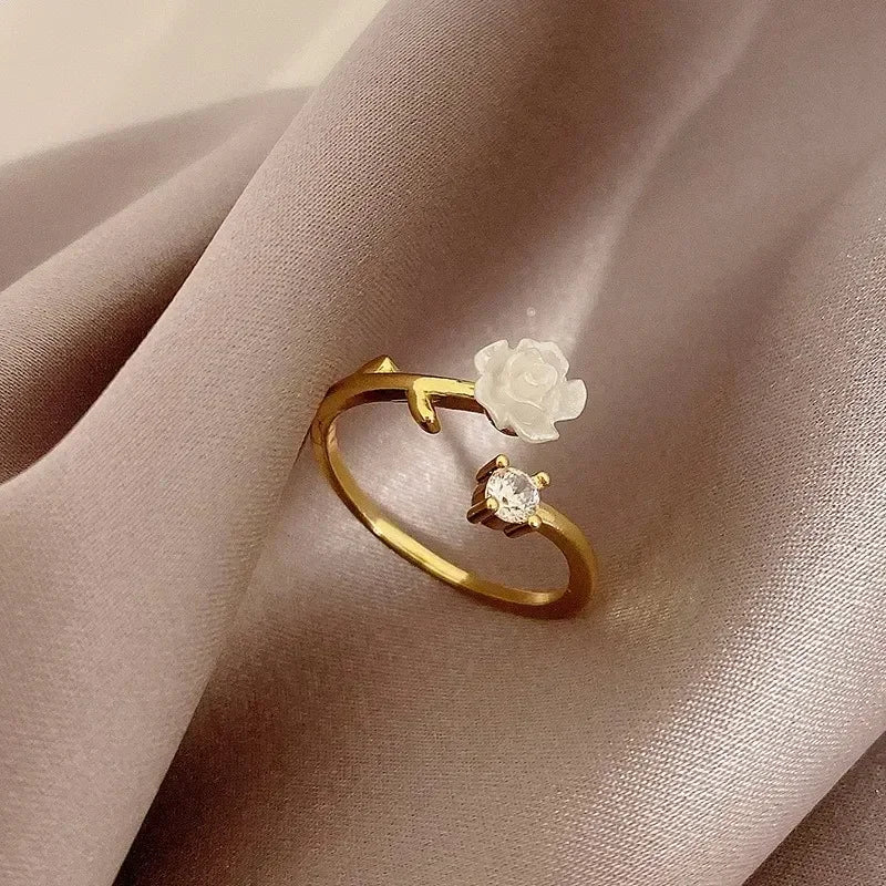 Trend Luxury Rings for Women Gold Plated Stainless Steel Rose Ring Fashion Aesthetic Jewelry Temperament Anillos Mujer