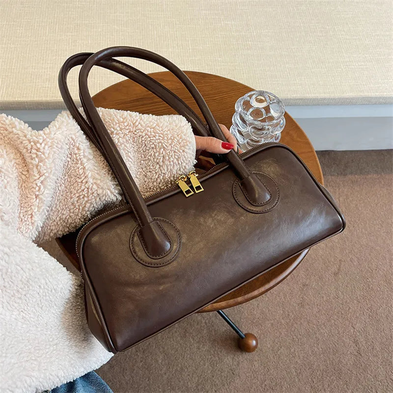 Classic Leather Handbag, Retro Simple Shoulder Underarm Bag, Elegant Stylish Baguette Tote Bag for Women Everyday Collocation