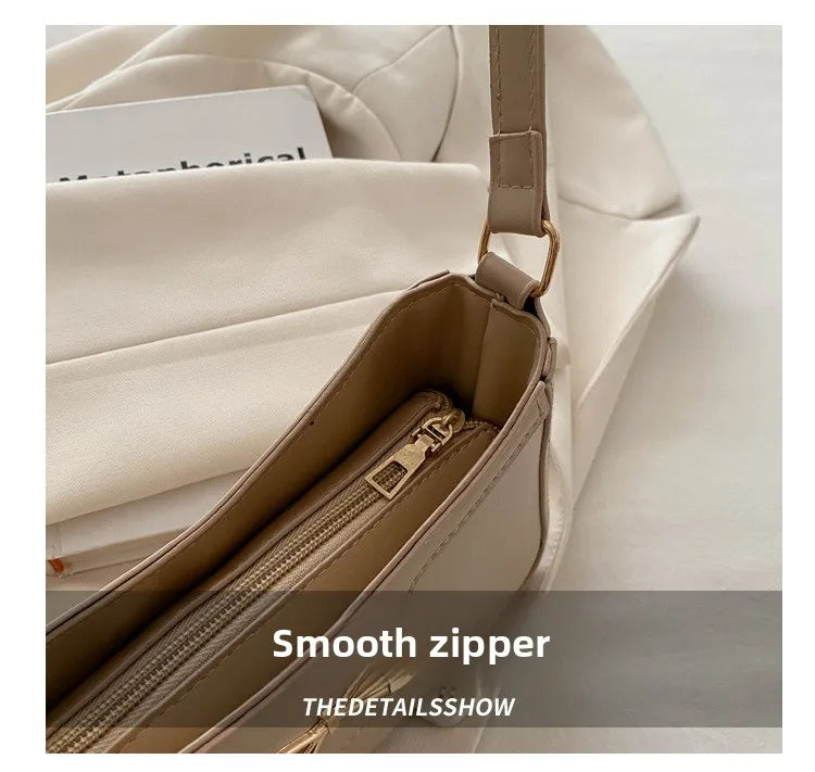 Chic Handbag Shoulder Bag for Women Elegant Underarm Purse with Golden-Tone Bow Detail, PU Material, Perfect for Everyday Use