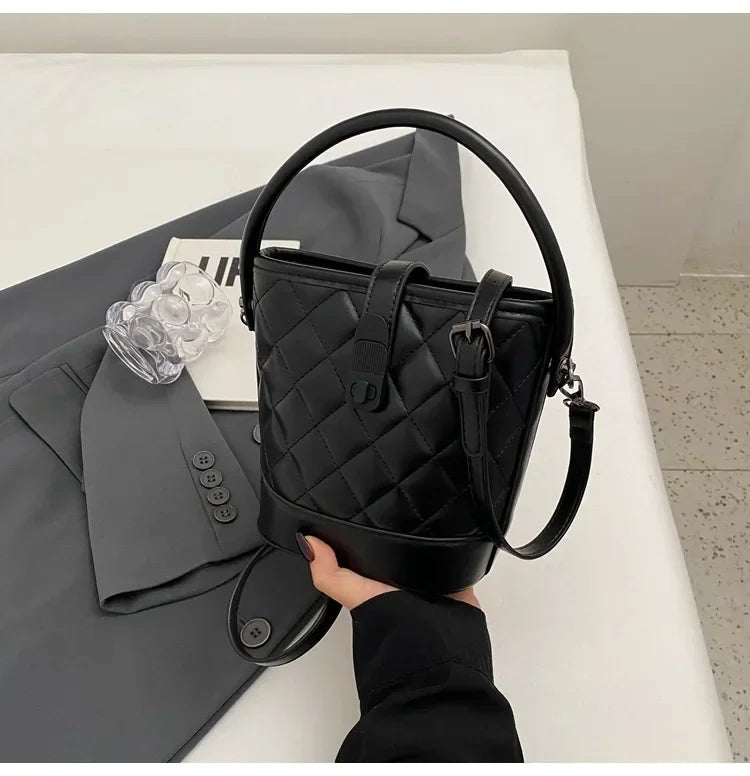Women's Handbag - Square Design, Retro-Chic Luxury Style, Premium Leather Craftsmanship, Convertible Single-Shoulder Style