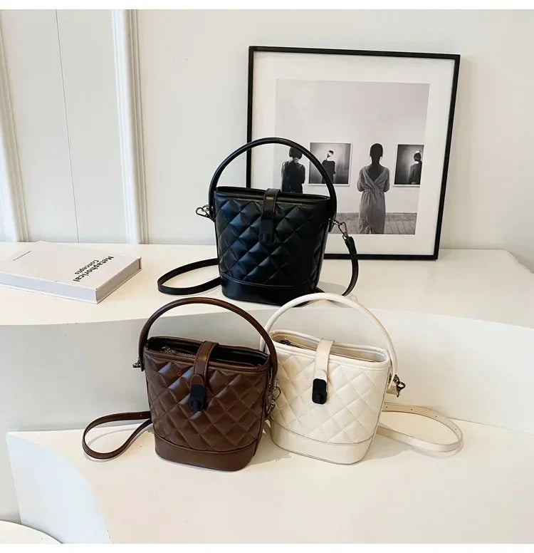 Women's Handbag - Square Design, Retro-Chic Luxury Style, Premium Leather Craftsmanship, Convertible Single-Shoulder Style