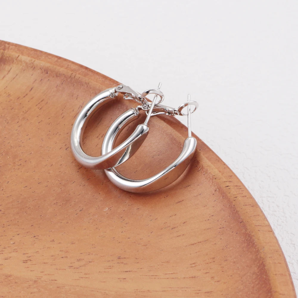 New 925 Sterling Silver Round Earrings Are Simpleand Fashionable In Both Gold And Silver Colors Suitable For Men And Woman