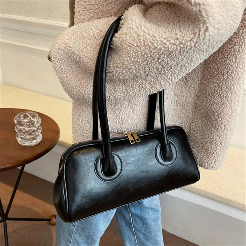 Classic Leather Handbag, Retro Simple Shoulder Underarm Bag, Elegant Stylish Baguette Tote Bag for Women Everyday Collocation