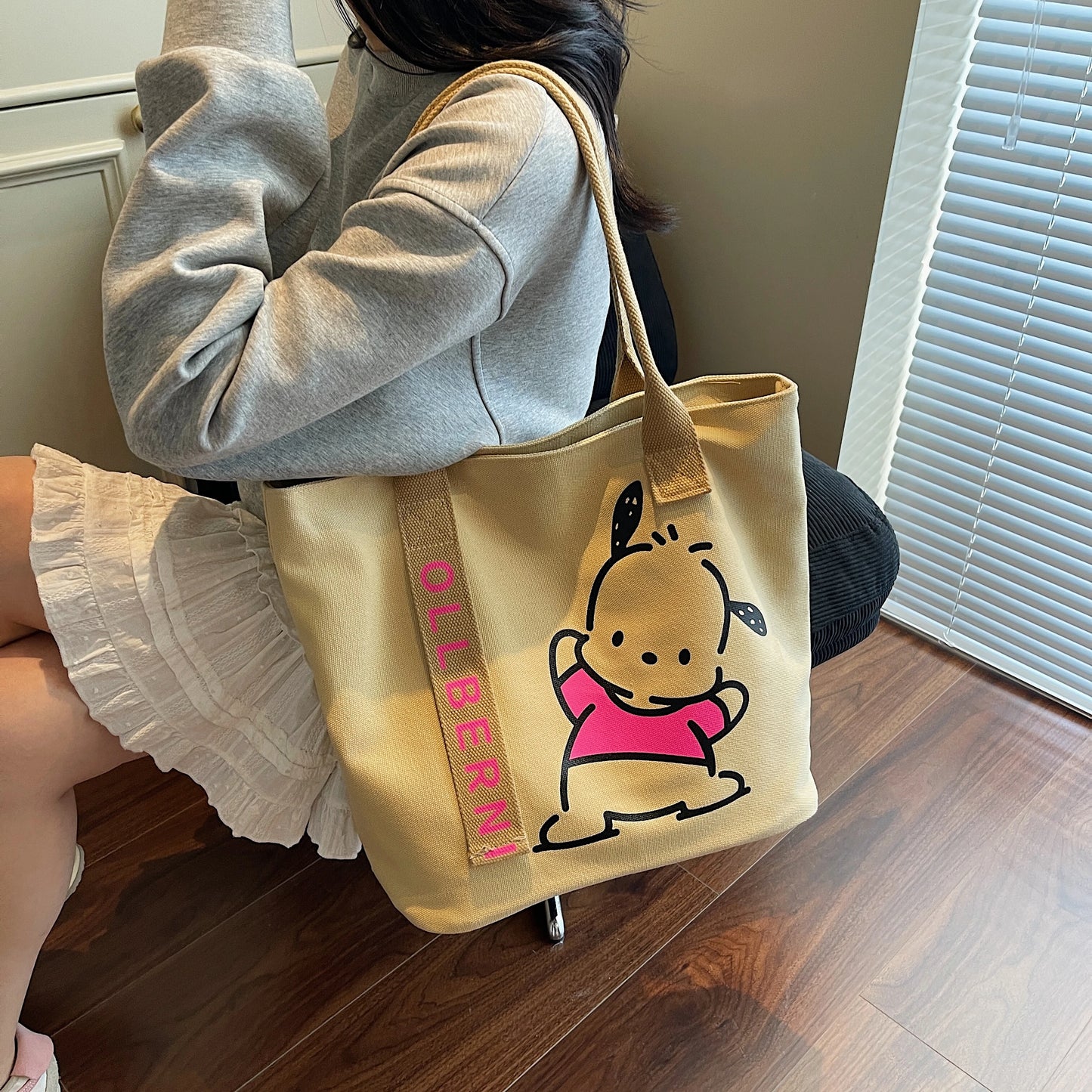 Handbag. Bags women handbags ladies.Cartoon canvas bag women's new large-capacity handbag leisure commuter tote bag make-up bag